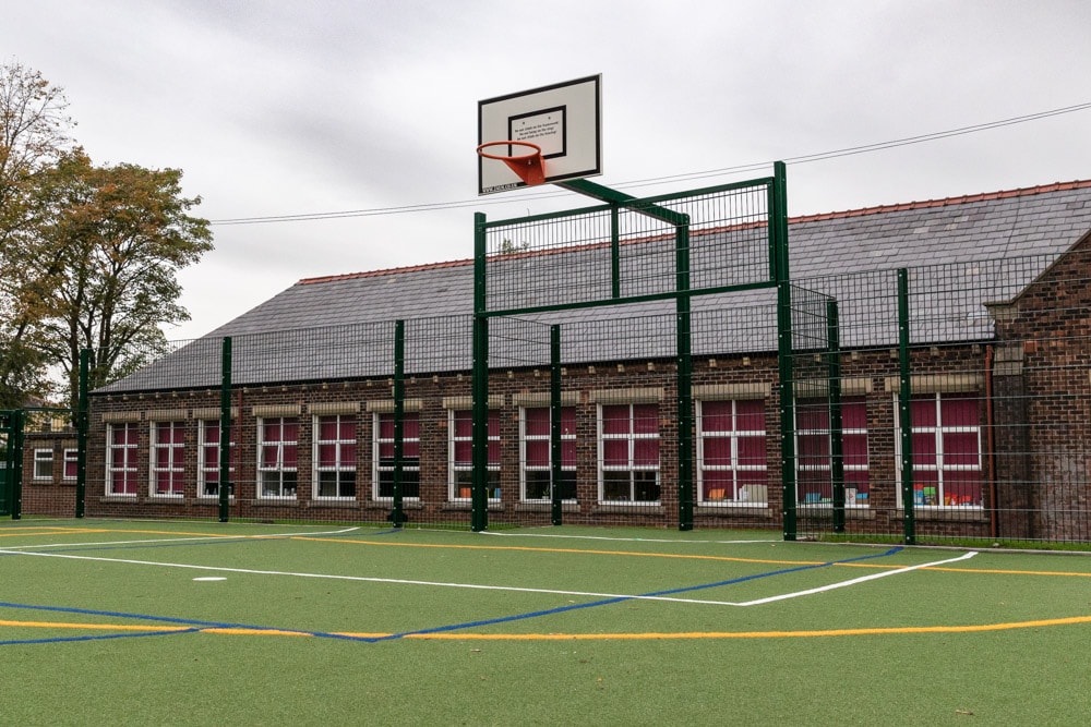 Muga pitch - Built-in hoop